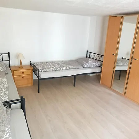 아파트 Octopus-1 Monteurwohnung In Zentrum! 2-zkb In 1og 호프가이스마