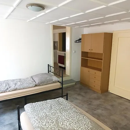 아파트 Octopus-1 Monteurwohnung In Zentrum! 2-zkb In 1og