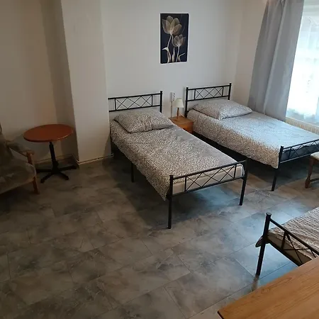 Octopus-1 Monteurwohnung In Zentrum! 2-zkb In 1og * Hofgeismar