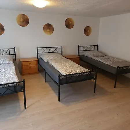 Lejlighed Octopus-1 Monteurwohnung In Zentrum! 2-zkb In 1og *