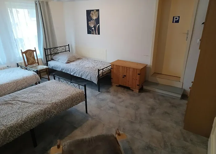 Octopus-1 Monteurwohnung In Zentrum! 2-zkb In 1og