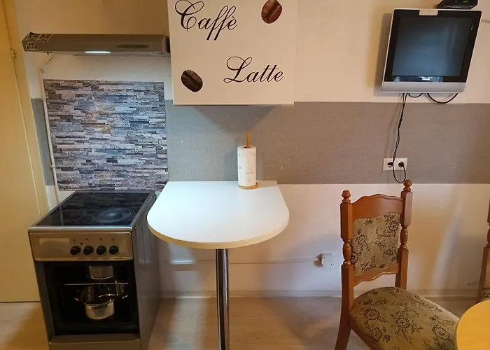 Octopus-1 Monteurwohnung In Zentrum! 2-zkb In 1og Hofgeismar